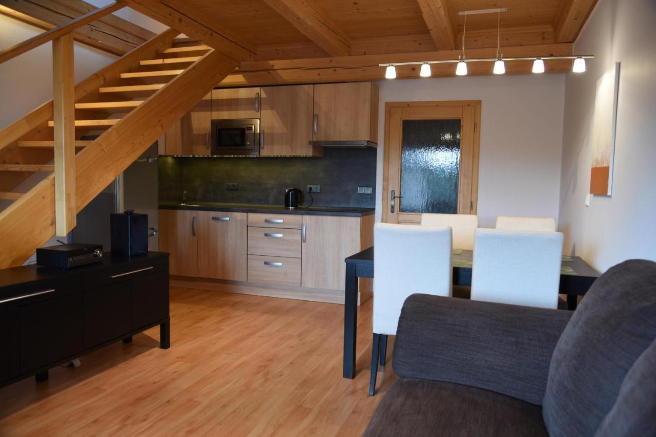 Apartman Mezi Kopci - Mid Hills Apartment Roudnice Ngoại thất bức ảnh